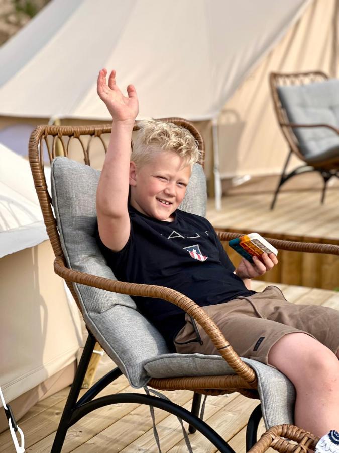 Hotel Vaettervy Glamping à Habo Extérieur photo