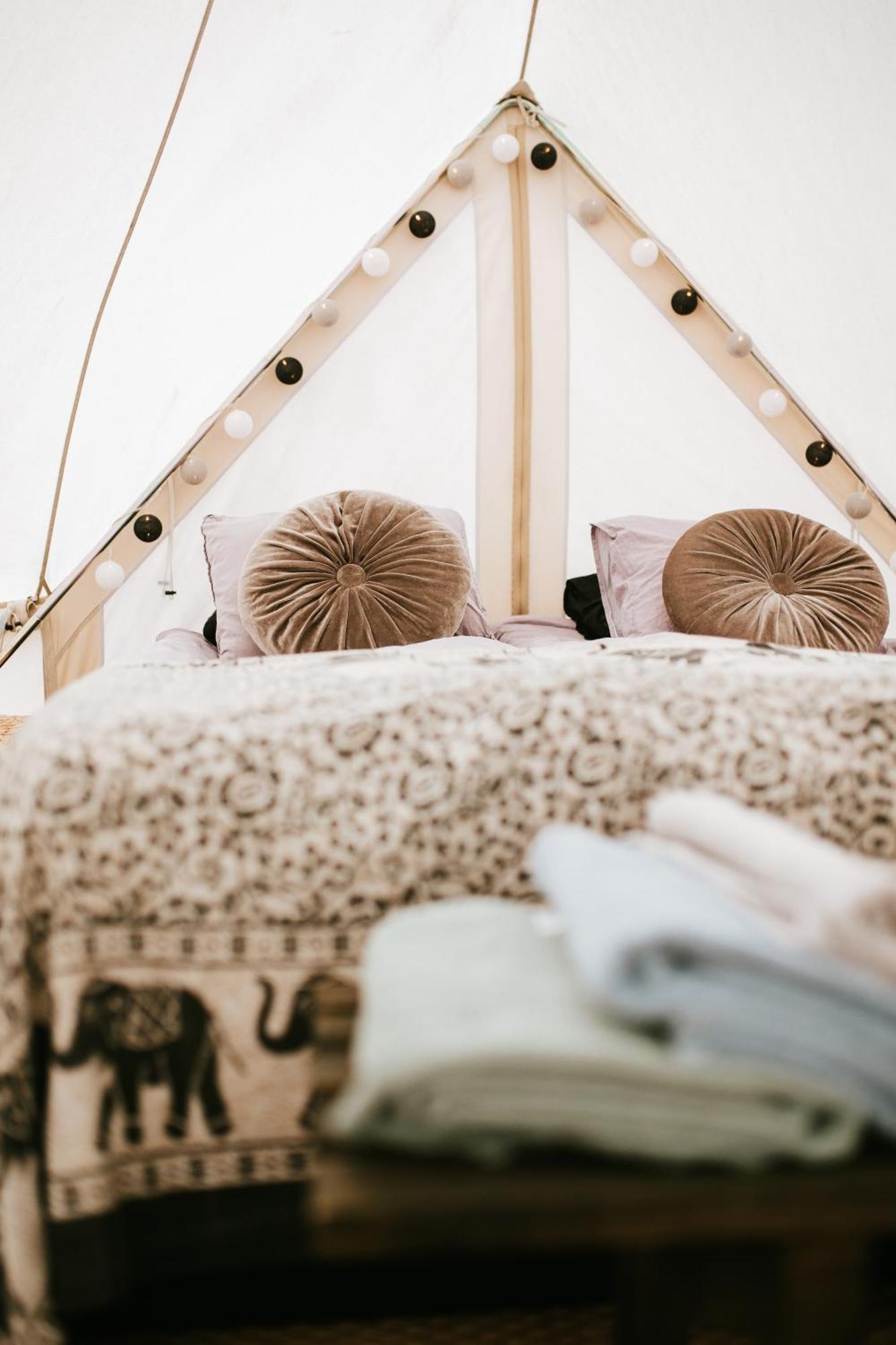 Hotel Vaettervy Glamping à Habo Extérieur photo