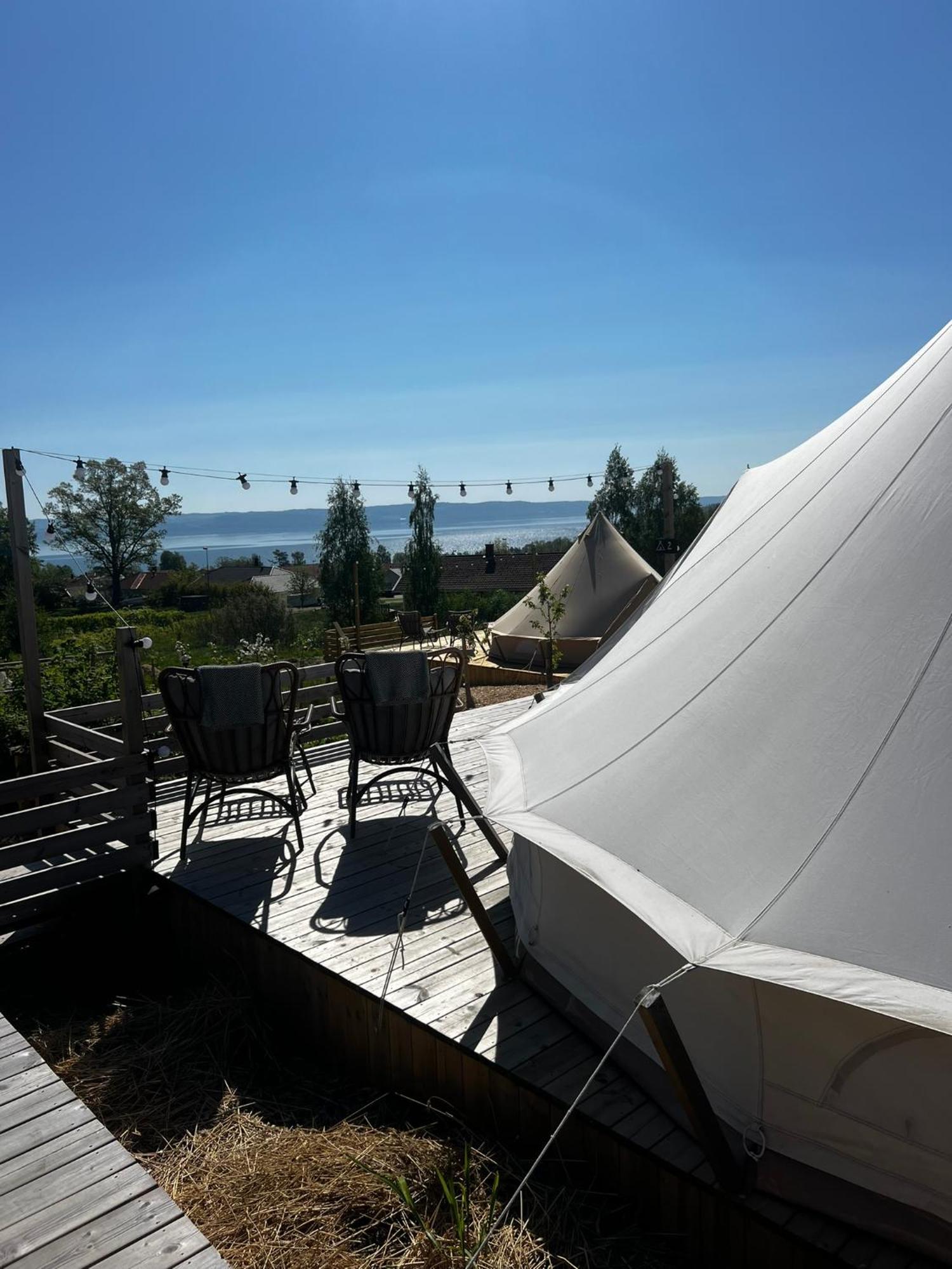 Hotel Vaettervy Glamping à Habo Extérieur photo